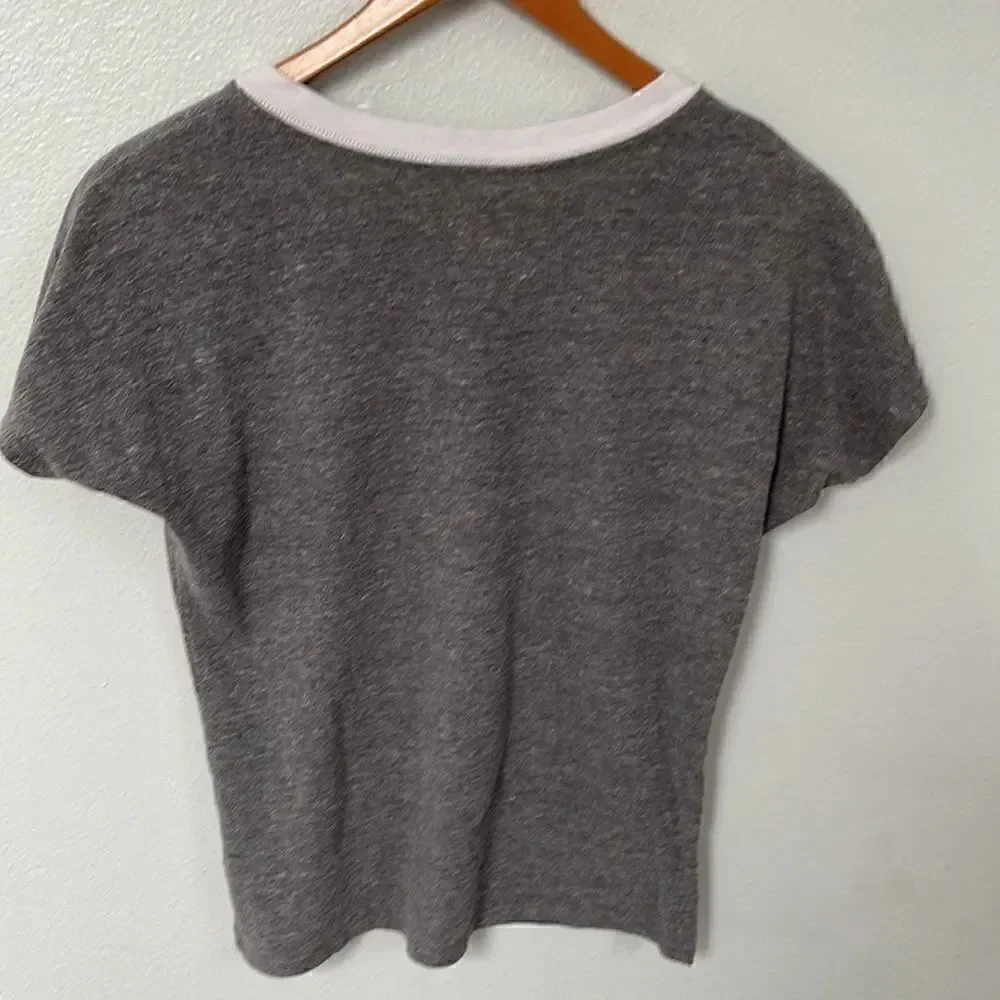 Washington State University League V-neck T-shirt. Size Small.